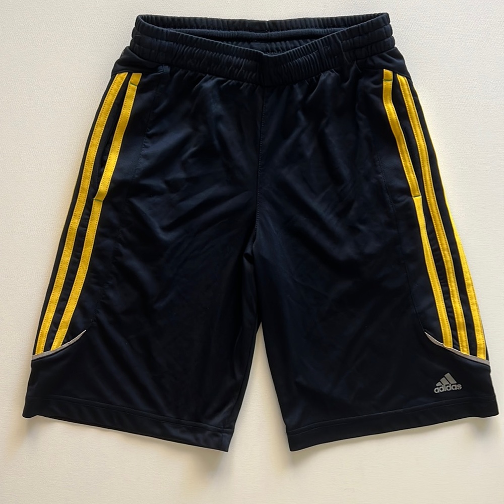 Adidas shorts navy/yellow climacool Medium